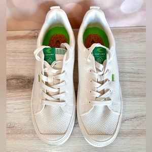 Cariuma IBI Earth Day Limited Edition Off-White Knit, sz 8